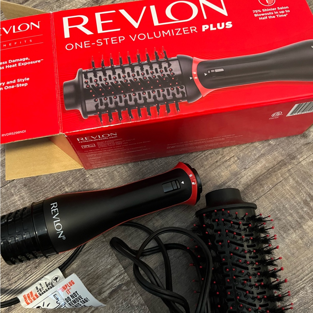 Revlon one step Volumizing Brush Dryer